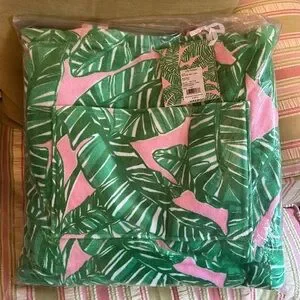 Lilly Pulitzer Towel Tote Bag - 40"x70" Beach Towel With Terrycloth Tote & Pockets, Let's Go Bananas Print